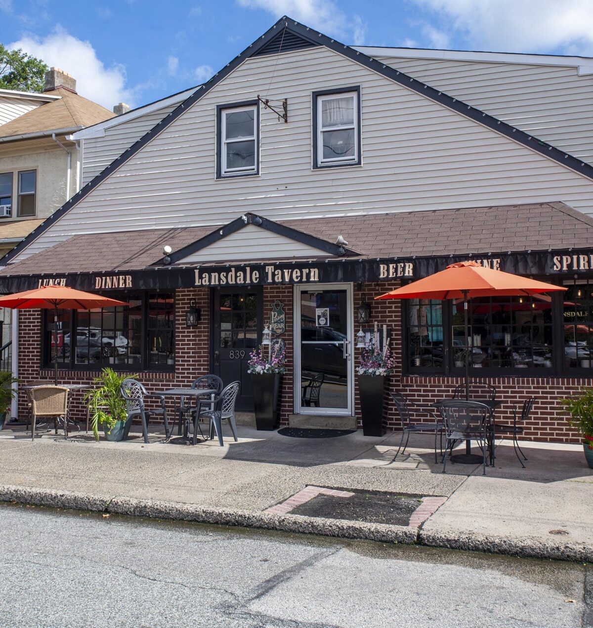 Lansdale Tavern | HOME OF GOOD VIBES | Family Restaurant